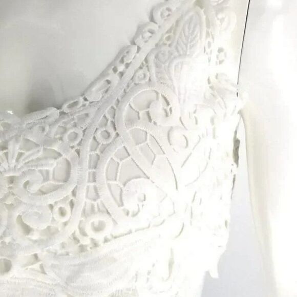 Lacy BOHO White Cropped Bralette Plus Sizes - Picture 3 of 4